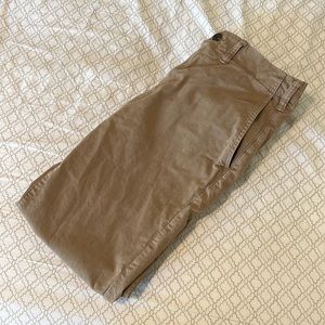 American Eagle Men's 28x32 Flex Fit Khaki Pants